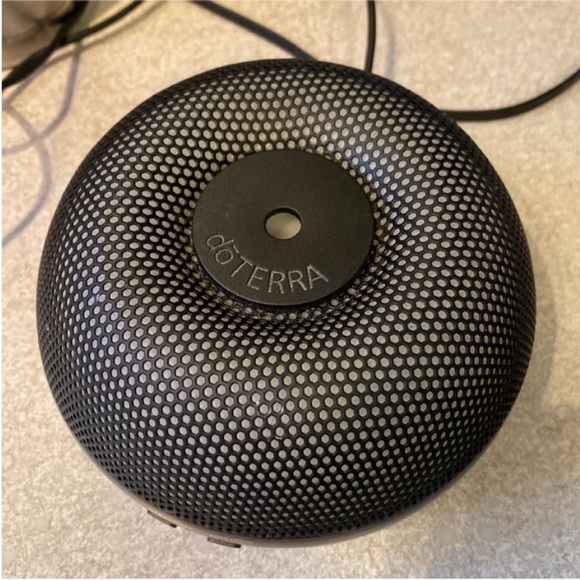 Doterra Essential Oil Diffuser Brevi Aroma
Walnut Ultrasonic Diffuser - Picture 6 of 10